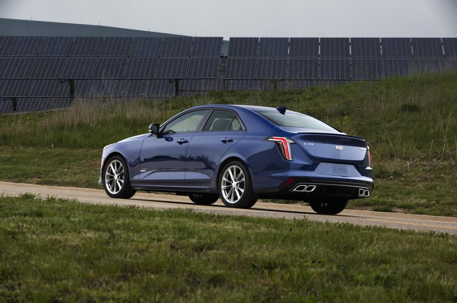  Cadillac CT4-V 2019 года  (фото 31 из 32)